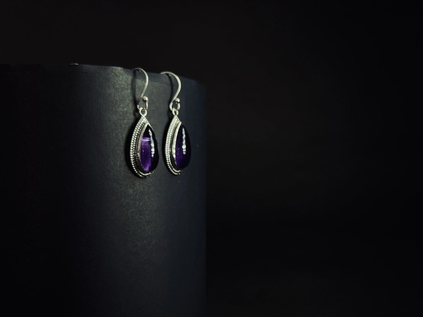 Natural Amethyst Cabochon Earrings – 925 Sterling Silver Teardrop Dangle | Vintage Boho Style